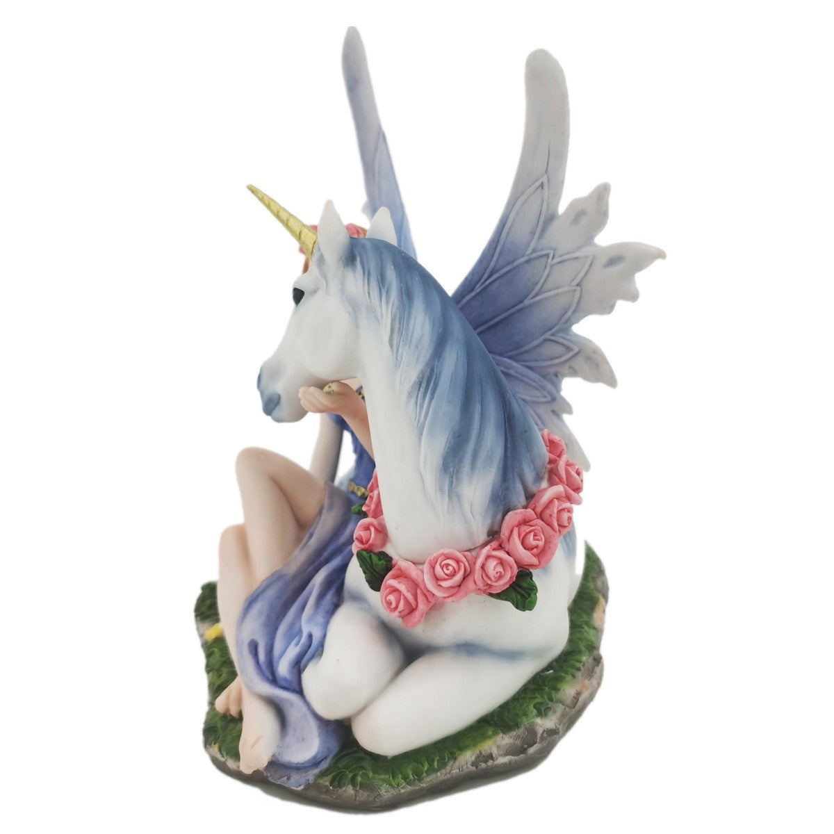 Hada con Unicornio Sentado