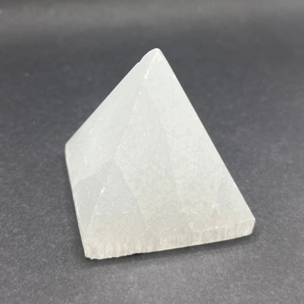 Pirámide Selenita 5X5CM