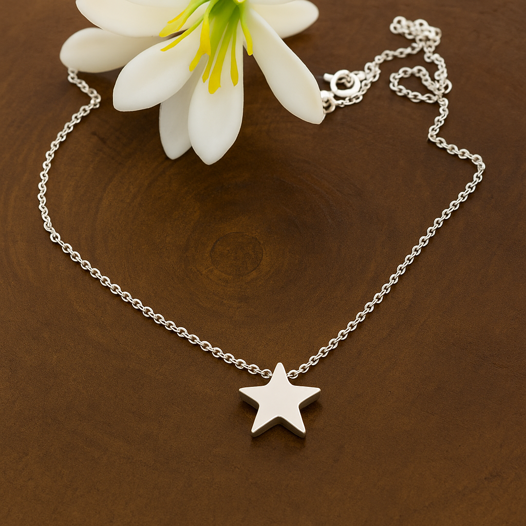 Gargantilla Estrella Lisa 10MM