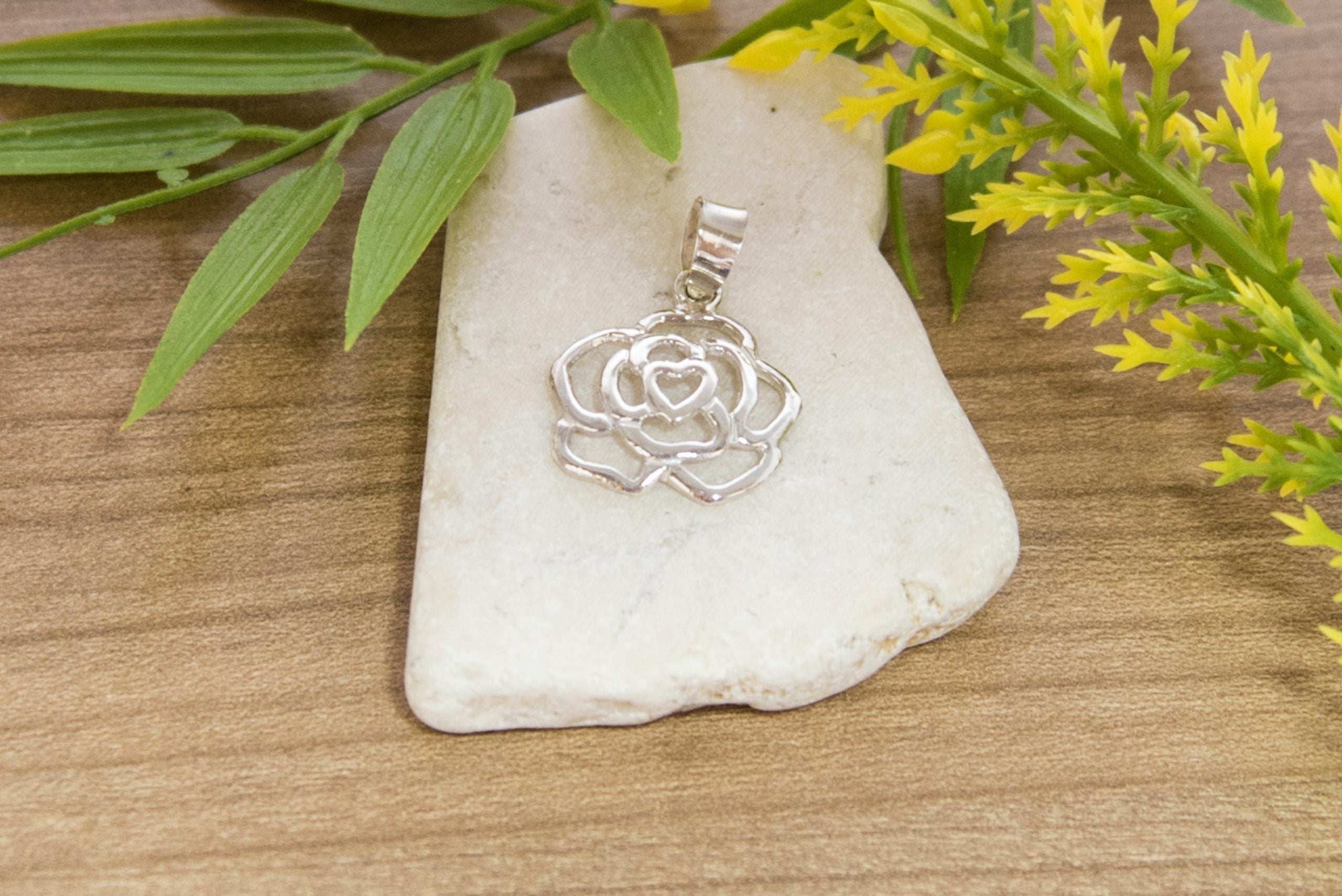 Colgante Flor Corazón