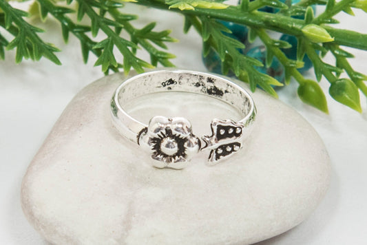 Anillo Pie Labrado Mariposa y Flor