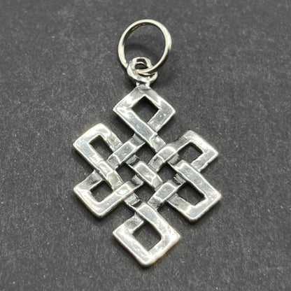 Colgante Nudo Sin Fin 30MM