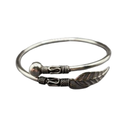 Pulsera Rígida Bali Bola y Hoja