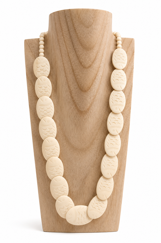 Collar Peces Blancos Resina
