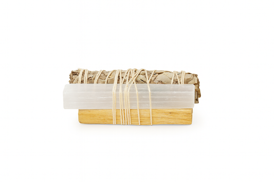 Atado Salvia Blanca, Palo Santo y Selenita