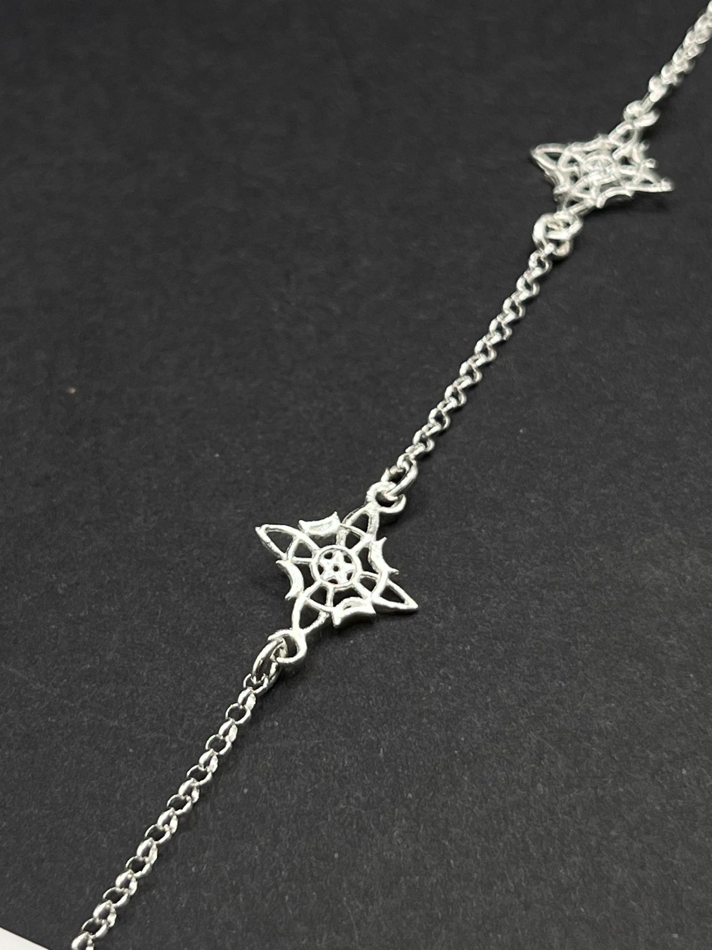 Pulsera Nudo Bruja Triple