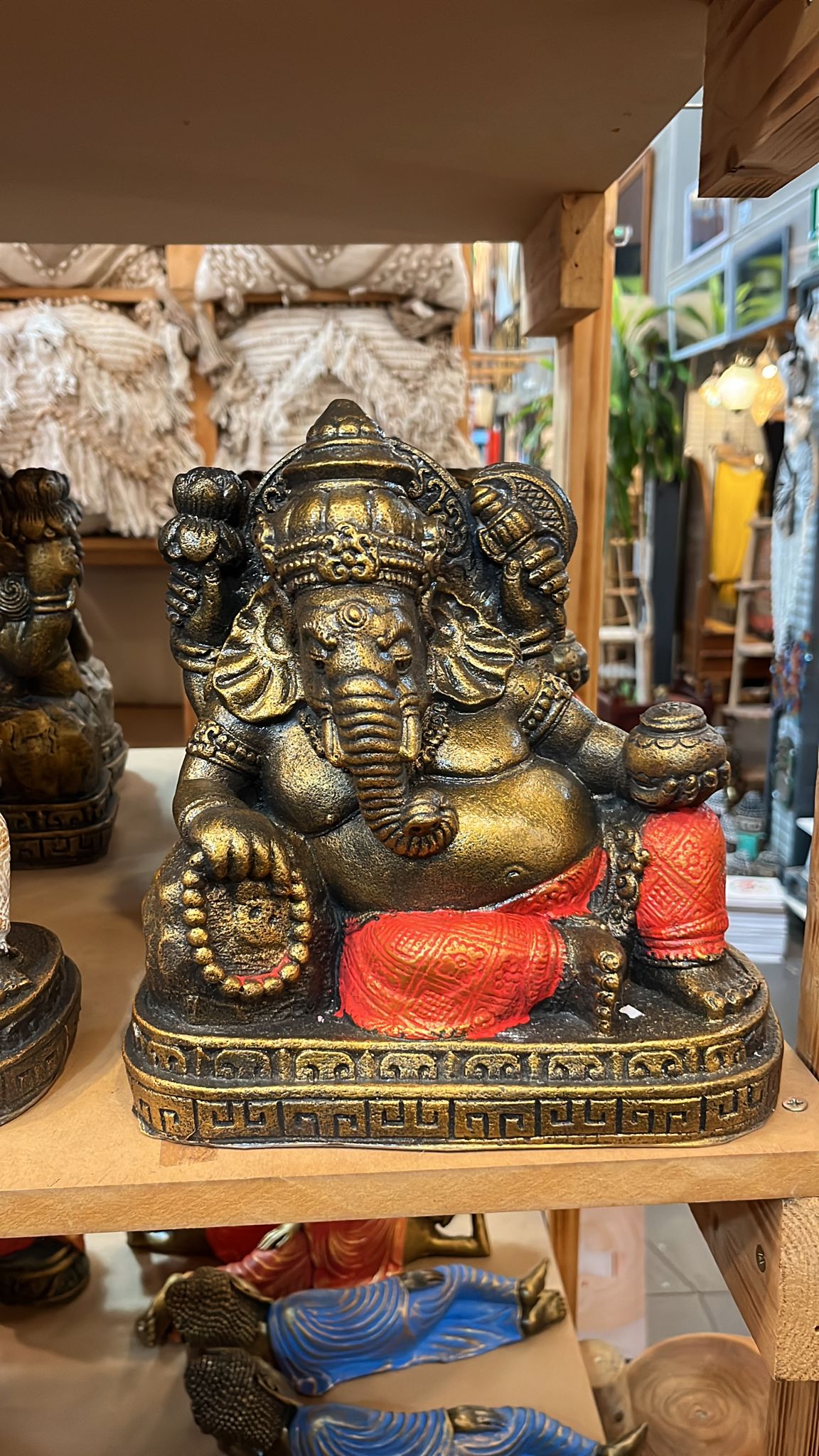 Ganesha Tumbada Semi