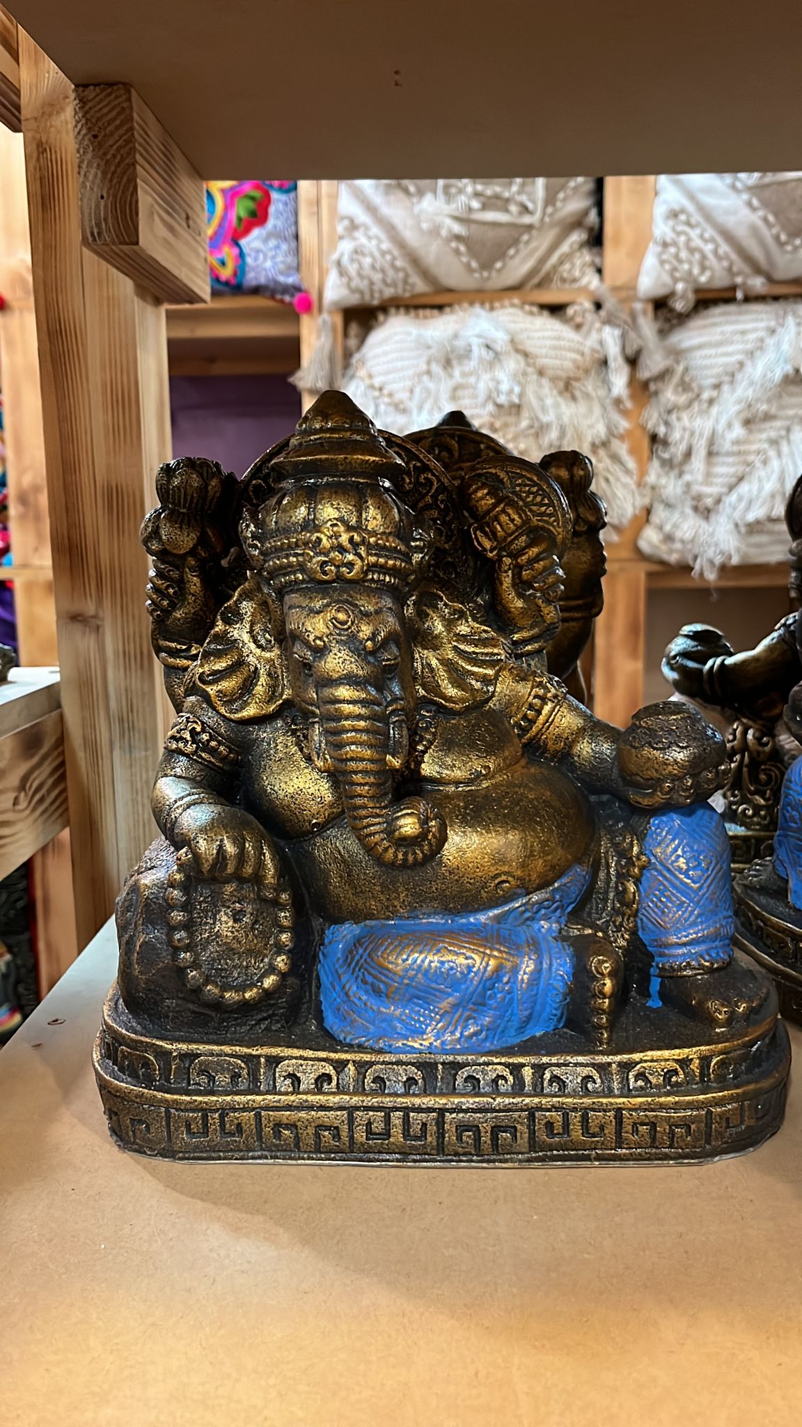 Ganesha Tumbada Semi